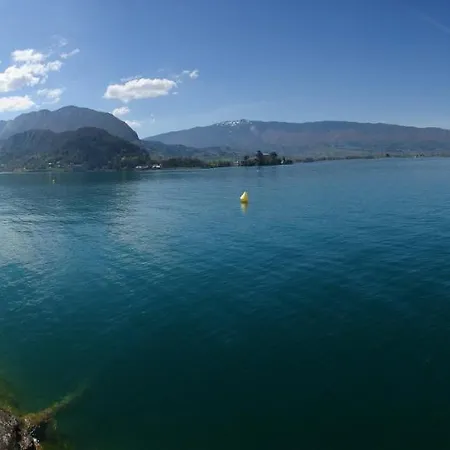 A La Campagne Au Bout Du D'annecy Apartment