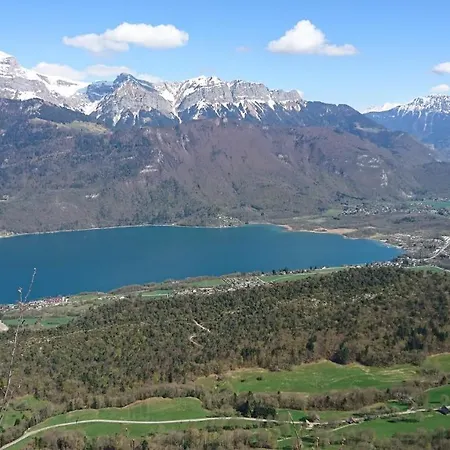 A La Campagne Au Bout Du D'annecy 公寓